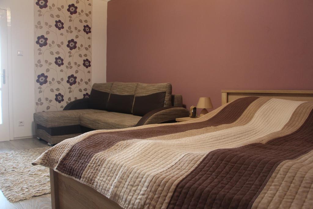 Verona Apartman Szegedin Exterior foto