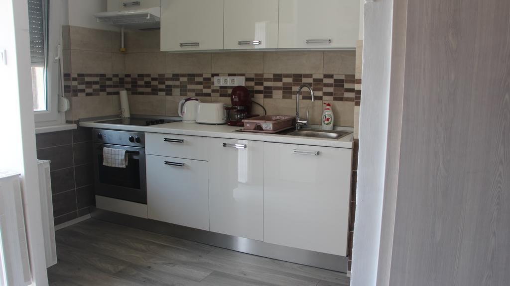 Verona Apartman Szegedin Exterior foto