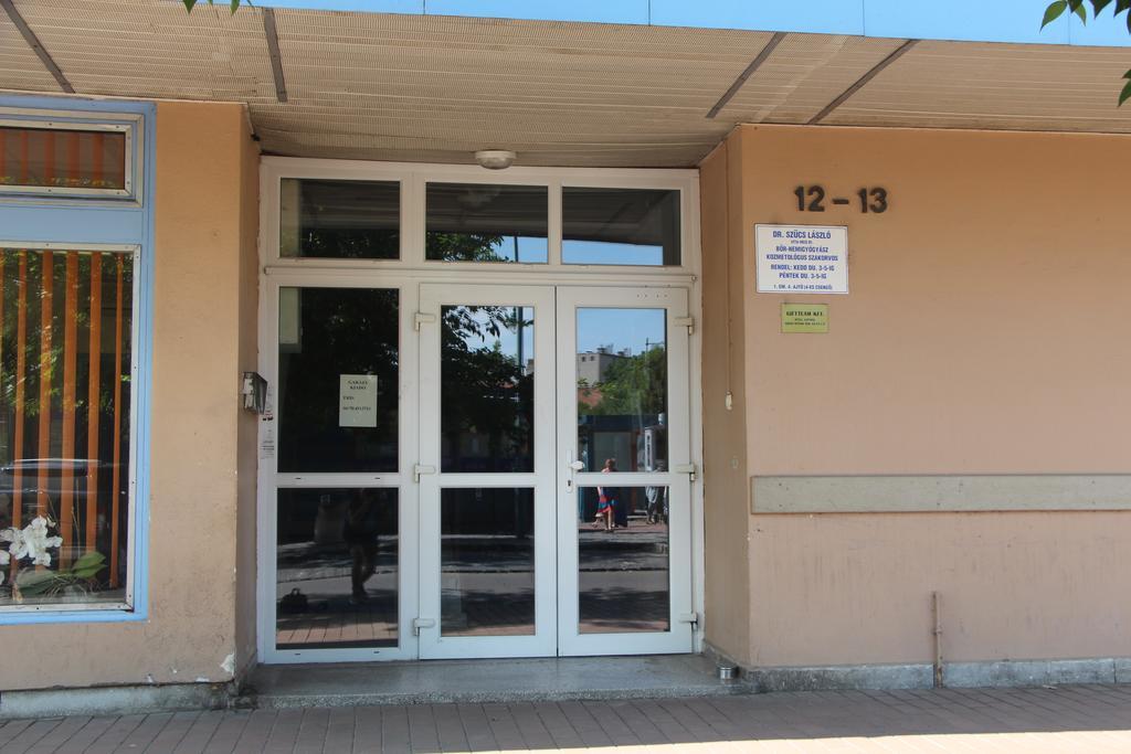 Verona Apartman Szegedin Exterior foto
